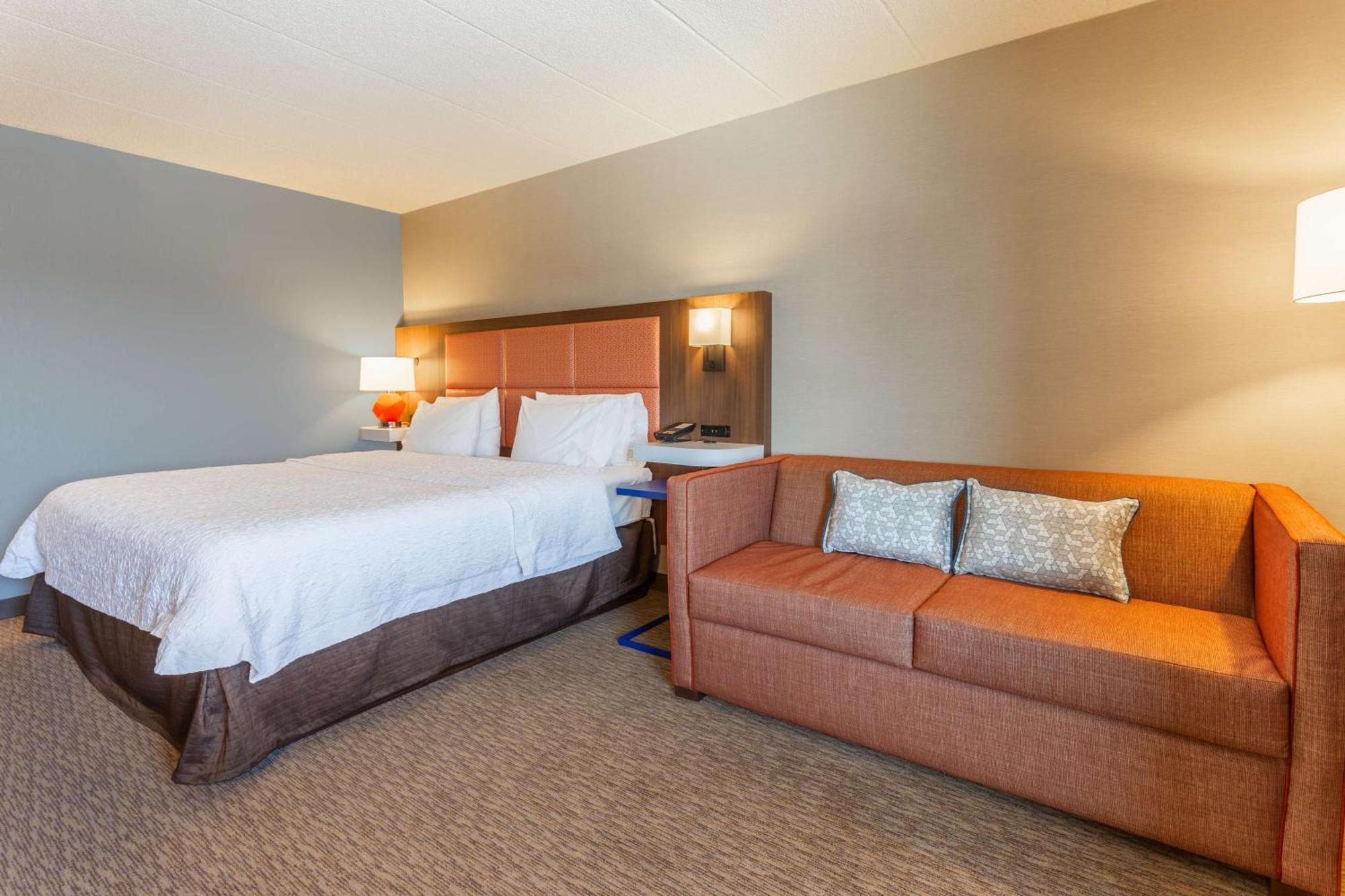 Hampton Inn Madison East Towne Mall Area Exterior foto