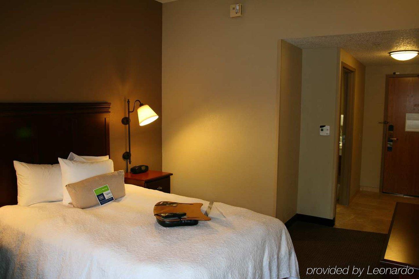 Hampton Inn Madison East Towne Mall Area Zimmer foto
